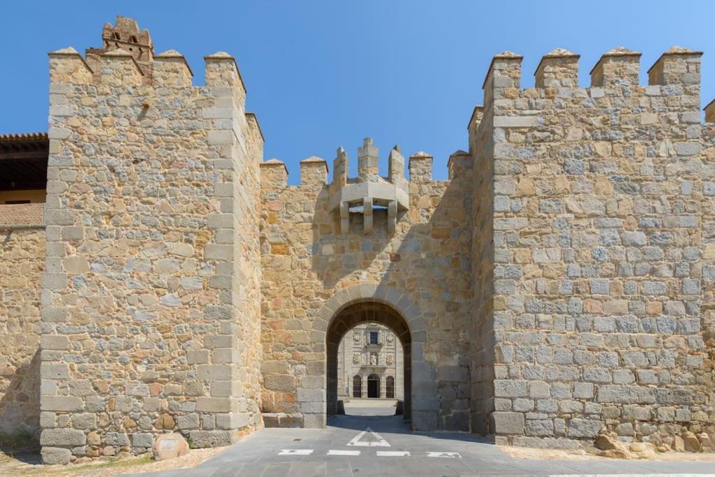 Apt - Plaza Mayor Of Avila - 1 Min Alcazar エクステリア 写真
